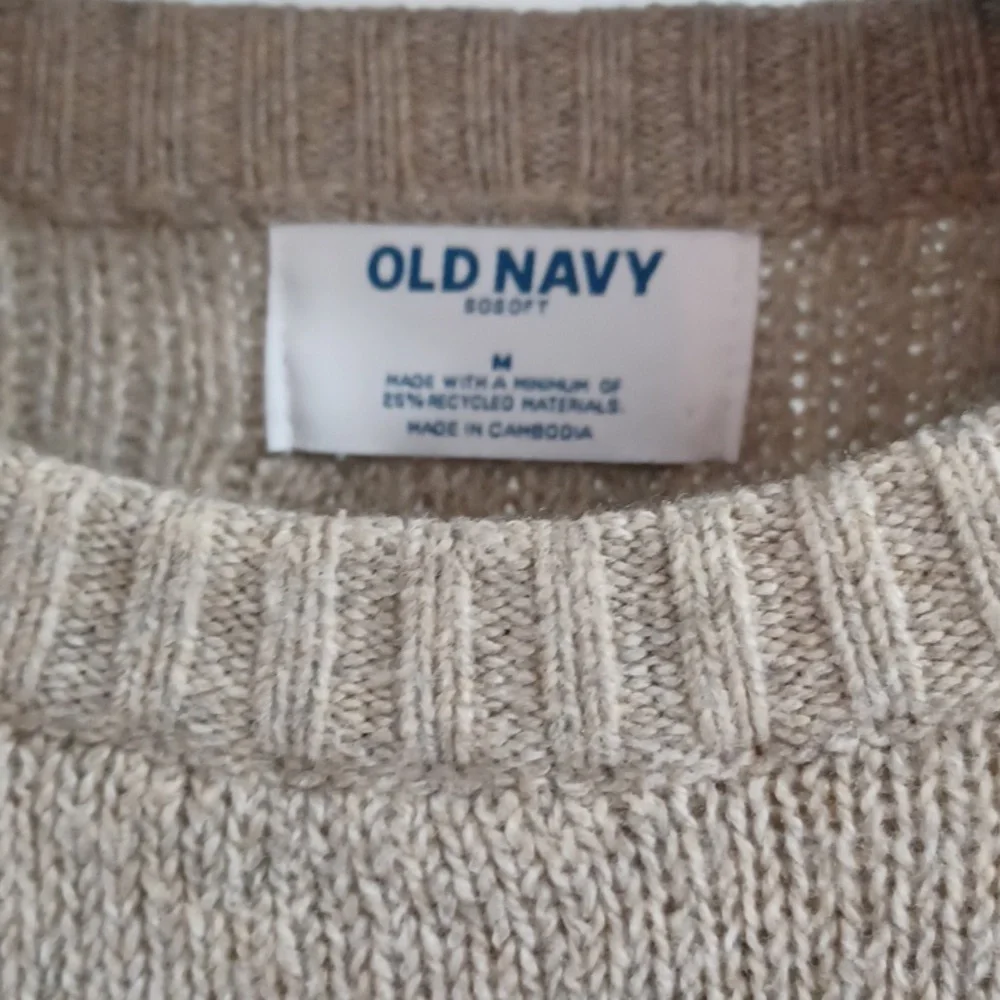 Old Navy Men's Tan and Gray Patterned Crewneck Sweater